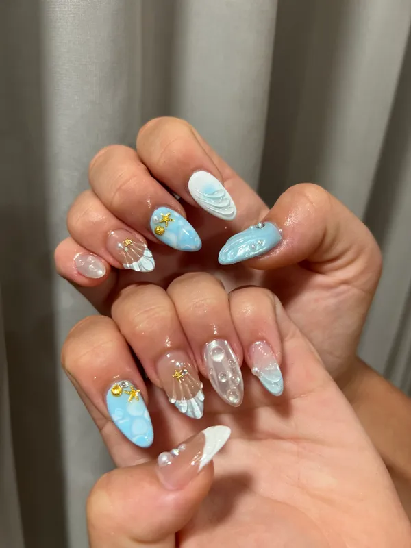 Nail art — gallery blue shell