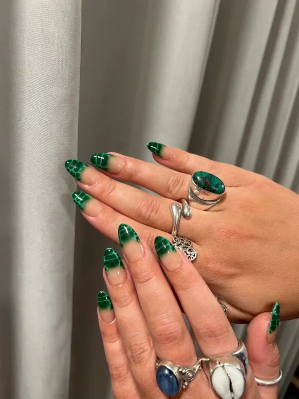 Nail art — gallery green malachite